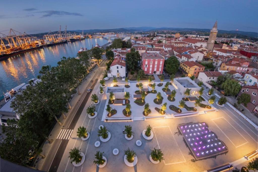 Apartment Katarina Koper - Old Historic Centre With Free Parking Exterior foto